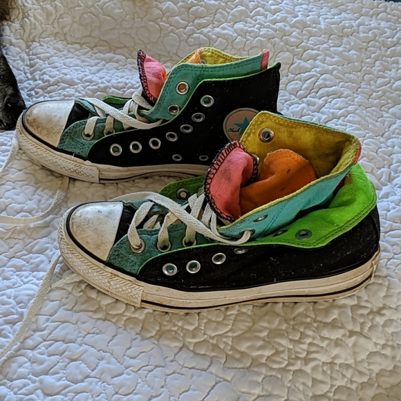 neon color block converse